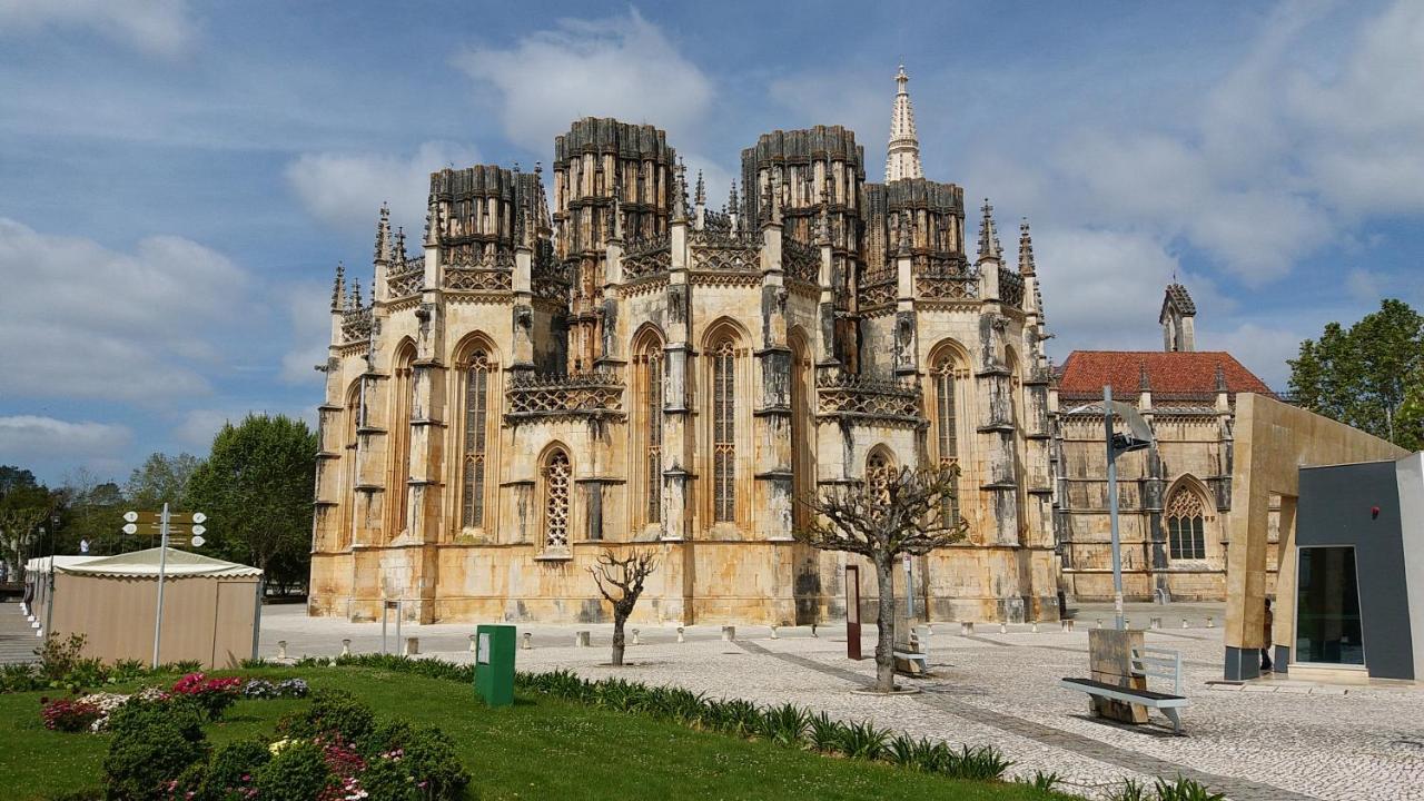 Quartos Confortaveis Em Casa Proximo Ao Mosteiro باتالها المظهر الخارجي الصورة