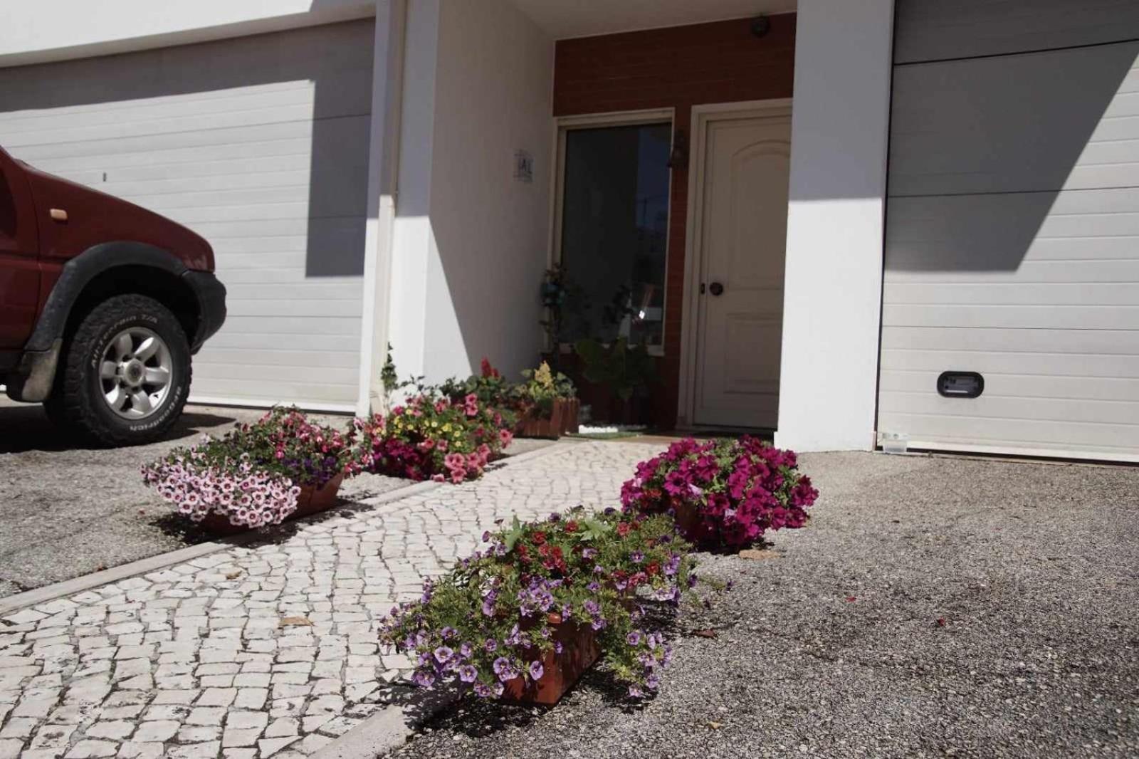 Quartos Confortaveis Em Casa Proximo Ao Mosteiro باتالها المظهر الخارجي الصورة